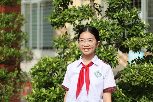 Nữ sinh Tiền Giang đạt 4 điểm 10 trong kỳ thi tuyển sinh vào lớp 10 - Ảnh 1.