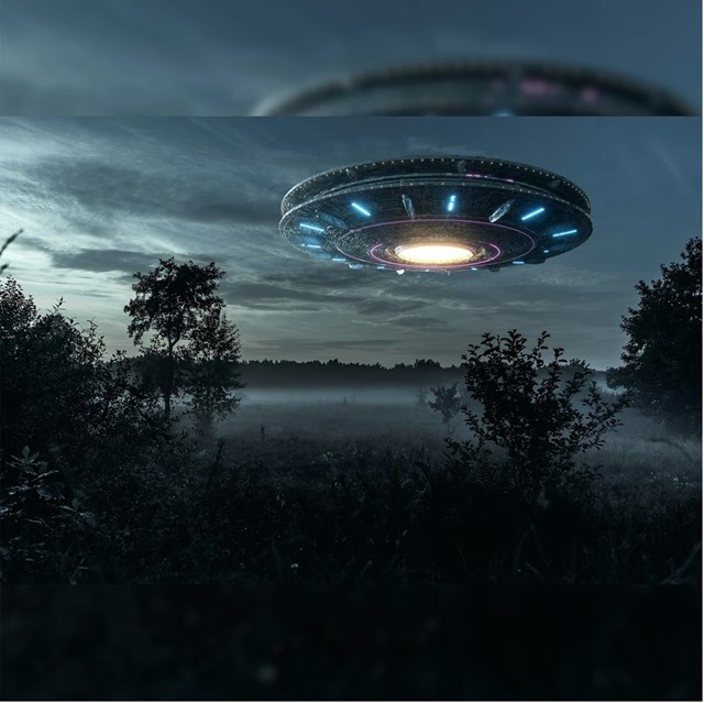 UFO và những ‘thợ săn người ngoài Trái đất’ - Ảnh 1.