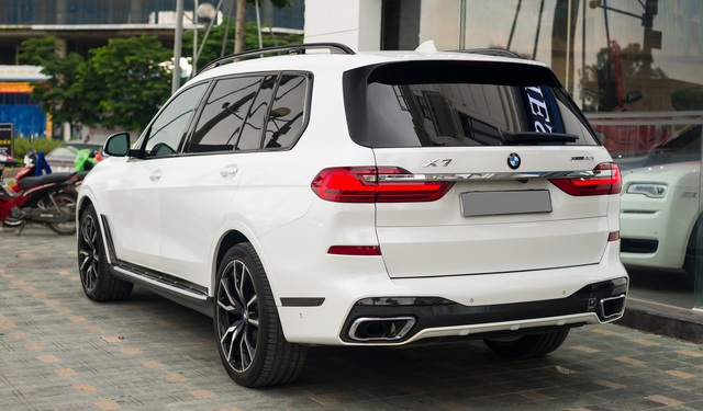 Sử dụng 2 năm, đại gia Hà Nội rao bán lại BMW X7 với giá 6,3 tỷ đồng - Ảnh 3.