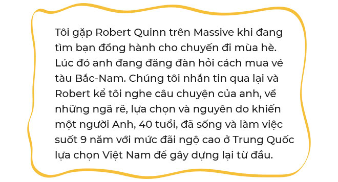 Chuyến đi định mệnh đến Việt Nam và cuộc gặp ở Bờ Hồ thay đổi cuộc đời chàng trai Anh quốc - Ảnh 1.