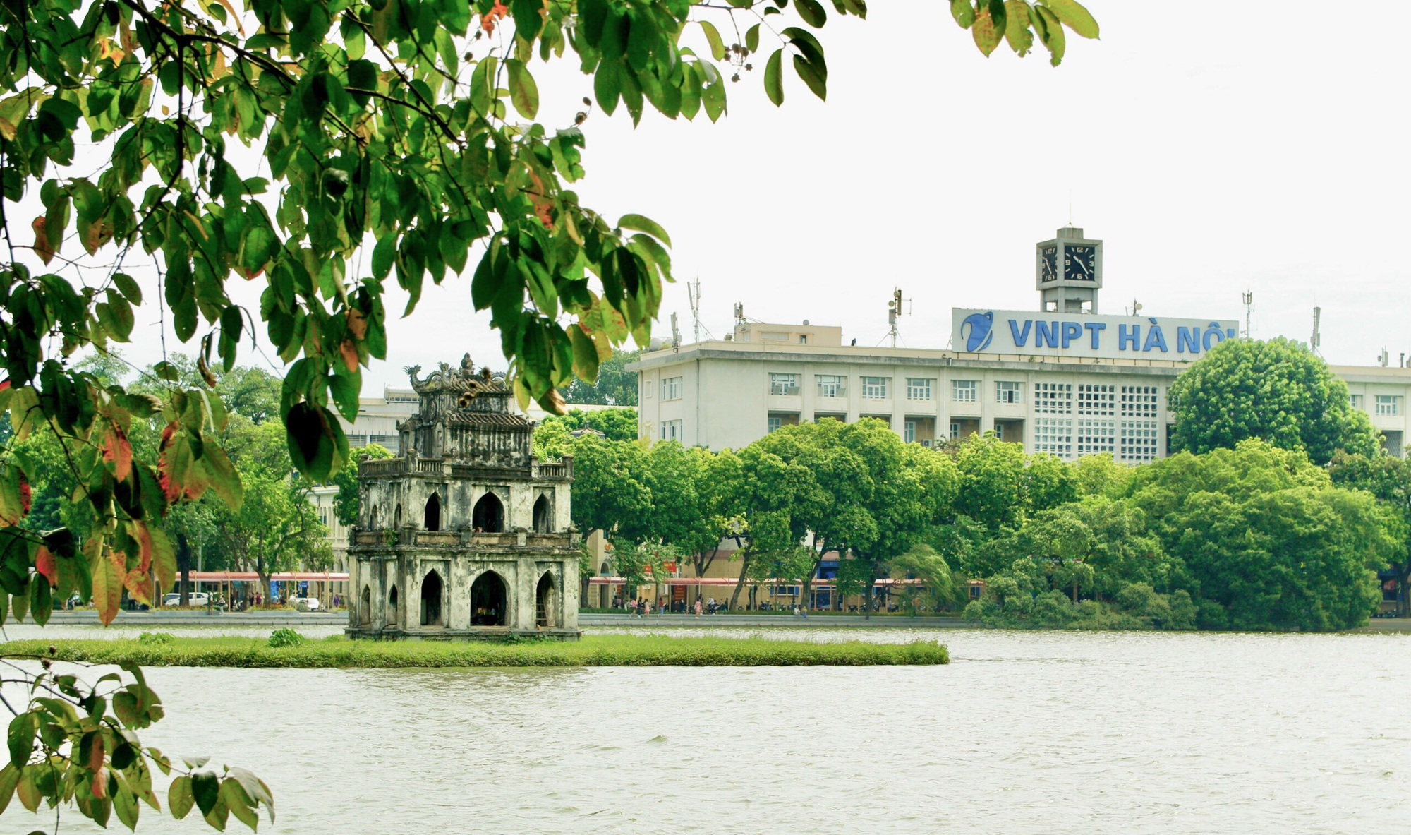 Những Đảo Đặc Biệt Ở Hà Nội: Nơi Có Tháp Biểu Tượng, Nơi Có Chùa Cổ Nhất  Thủ Đô