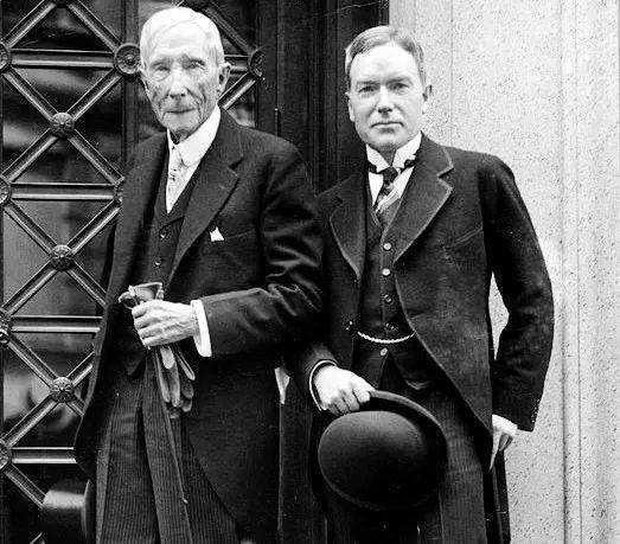 Tỷ phú giàu nhất lịch sử nước Mỹ dặn con: Đừng dại mà kết giao với người có 3 tật xấu này, kẻo kéo nhau thụt lùi - Ảnh 3. Tỷ phú giàu nhất lịch sử nước Mỹ dặn con: Đừng dại mà kết giao với người có 3 tật xấu này, kẻo kéo nhau thụt lùi - Ảnh 3.