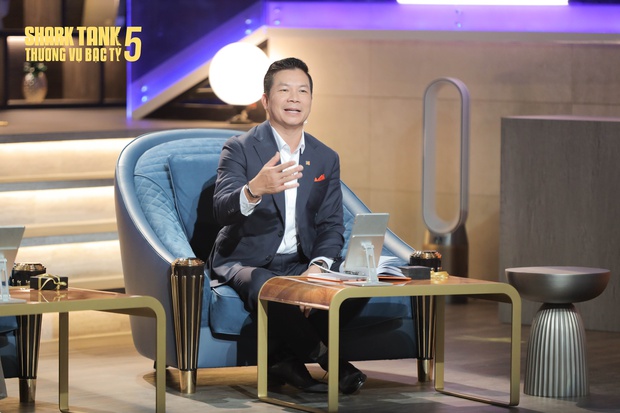 Loạt phát ngôn sắc bén của dàn cá mập trong tập 1 Shark Tank - Ảnh 5. Loạt phát ngôn sắc bén của dàn cá mập trong tập 1 Shark Tank - Ảnh 5.