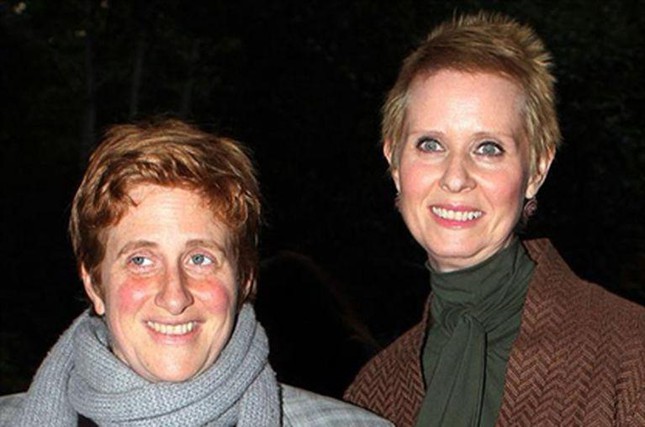 Những cặp đôi đồng giới đình đám ở Hollywood - Ảnh 8. Những cặp đôi đồng giới đình đám ở Hollywood - Ảnh 8.