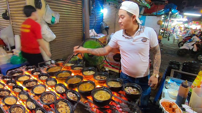 Chảy nước miếng với những món ăn gắn liền tên với các khu chợ nổi tiếng ở TP.HCM - Ảnh 11.