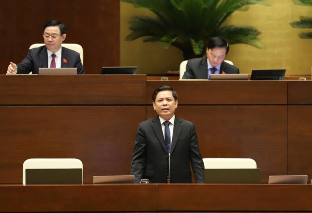 Bộ trưởng GTVT Nguyễn Văn Thể thấy rất may mắn được Quốc hội chọn để chất vấn - Ảnh 1.