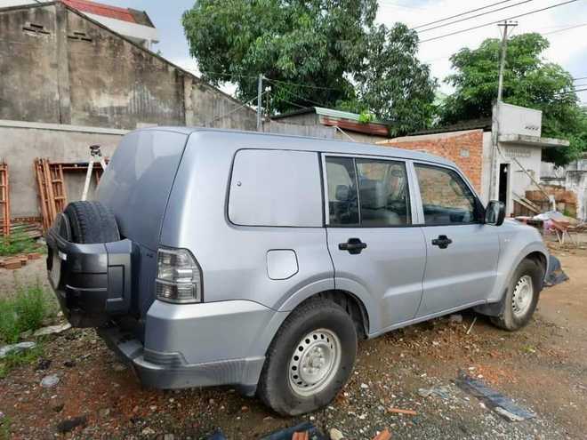 Lô Mitsubishi Pajero chở tiền thanh lý giá hơn 200 triệu đồng: Lăn bánh hơn 150.000 km, cắt nhiều trang bị, động cơ V6 - Ảnh 2.