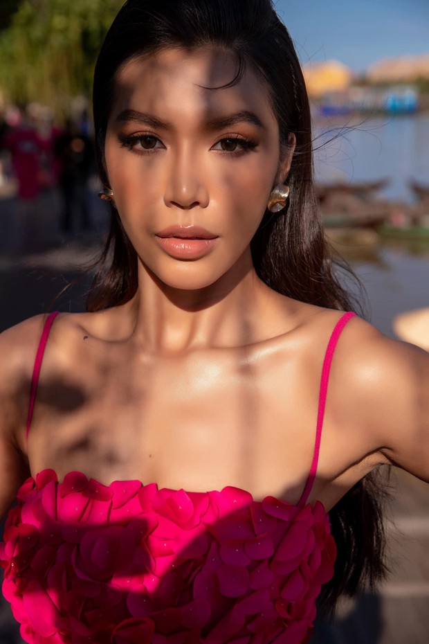 Đọ nhan sắc nóng bỏng 4 nữ giám khảo quyền lực của Hoa hậu Hòa bình Việt Nam 2022 - Ảnh 9.