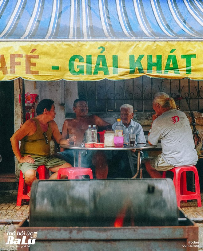 “Toạ độ” những món nước vỉa hè cực ngon và kỳ công chẳng khác gì các hàng quán sang tại TP.HCM - Ảnh 20.