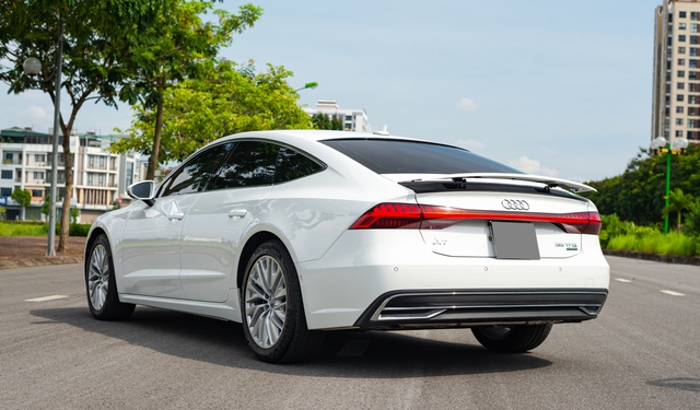 Góc xe sang giữ giá: Audi A7 Sportback 2 năm tuổi, chạy hơn 17.000km vẫn được bán lại ngang giá xe mới - Ảnh 4.