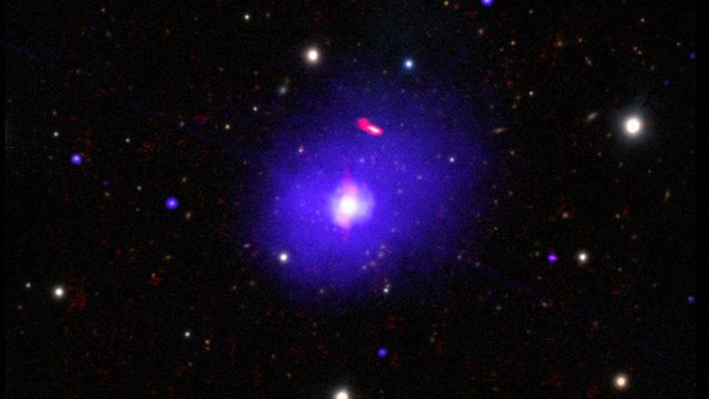 Bất ngờ phát hiện hố đen quái vật có tốc độ quay chậm bất thường - Ảnh 1.