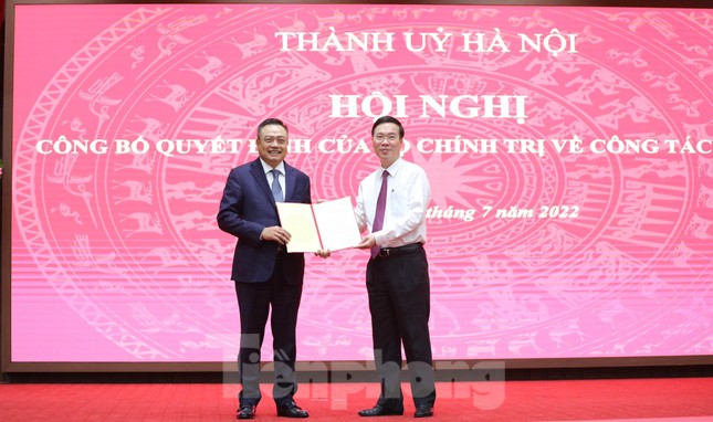 Tân Phó Bí thư Thành ủy Hà Nội Trần Sỹ Thanh: Tôi xin hứa sẽ làm tròn bổn phận - Ảnh 1.