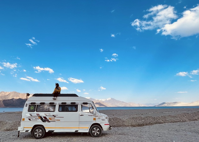  Trải nghiệm khó quên ở Ladakh - Tiểu Tây Tạng của cô gái Việt: Thời tiết lạnh buốt, móng tay và tóc gãy vì khô, shock độ cao khi băng đèo cao nhất thế giới…  - Ảnh 5.