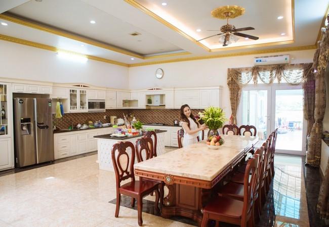 Biệt thự gần 3.000 m2 của Vy Oanh và chồng đại gia ở Hải Phòng - Ảnh 9.