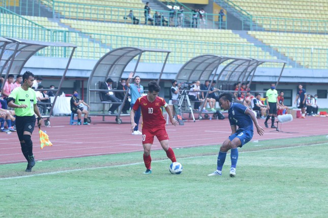 Báo Indonesia: ‘Bóng đá Thái Lan đang bị mây đen bao phủ’ - Ảnh 1.