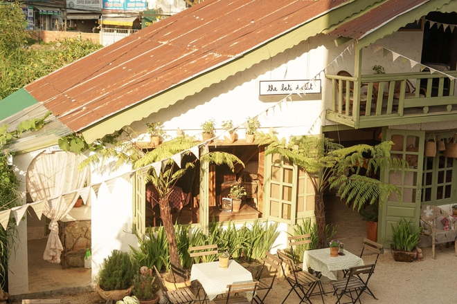 Những quán cà phê mở 24/24 ở Đà Lạt dành cho du khách muốn đến bất kỳ thời điểm nào trong ngày - Ảnh 2.