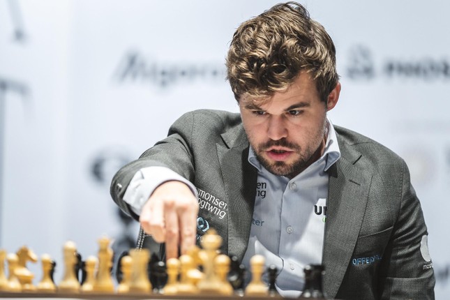 Vì sao Magnus Carlsen từ chối bảo vệ danh hiệu Vua cờ? - Ảnh 1.