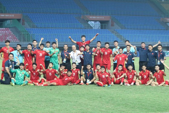 U20 Việt Nam gọi 30 cầu thủ cho giấc mơ World Cup 2023 - Ảnh 1.