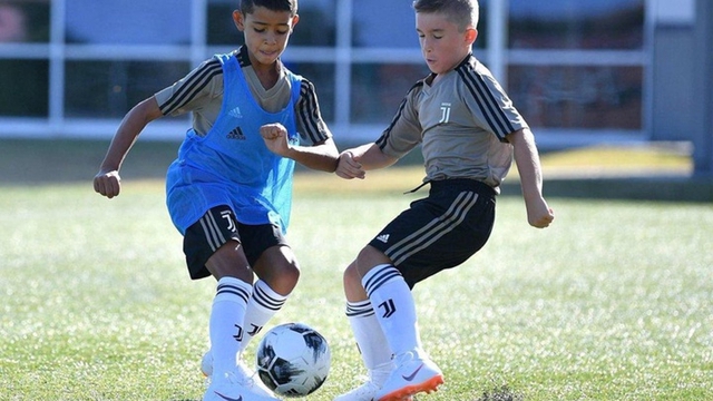 Phương pháp dạy con của cầu thủ Ronaldo: Cha mẹ làm được 5 điều này, trẻ lớn lên sẽ không thua kém “con nhà người ta” - Ảnh 3.