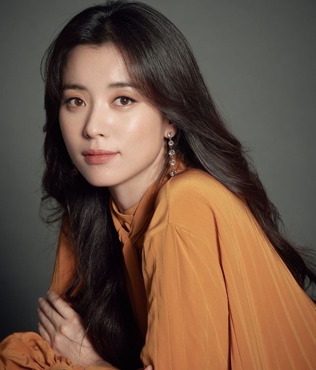 Mỹ nhân cười đẹp nhất xứ Hàn Han Hyo Joo: Từng bị tẩy chay vì hành động của em trai, vướng tin hẹn hò với Kang Dong Won - Ảnh 13.