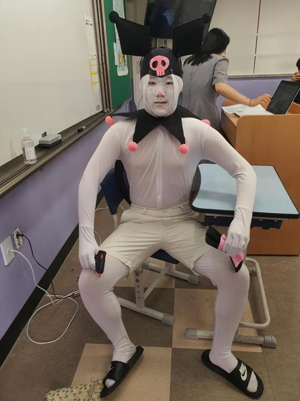 Nhóm học sinh trung học Hàn Quốc gây bão với bộ ảnh kỷ yếu cosplay siêu hài hước, cực độc và lạ - Ảnh 14.