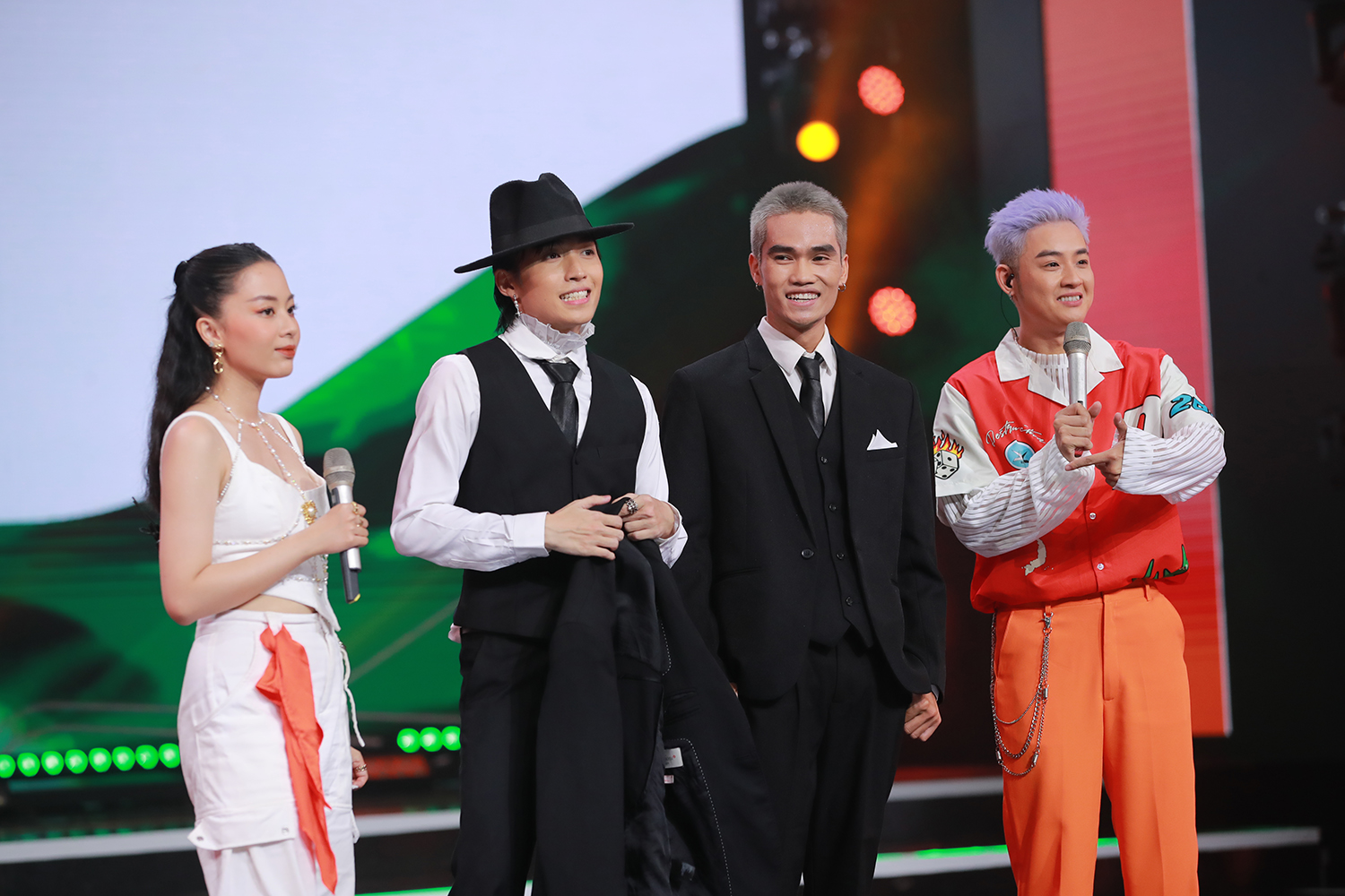 Minh Hằng dành nhiều lời khen cho TiTi ở Sàn đấu vũ đạo - Ảnh 11.