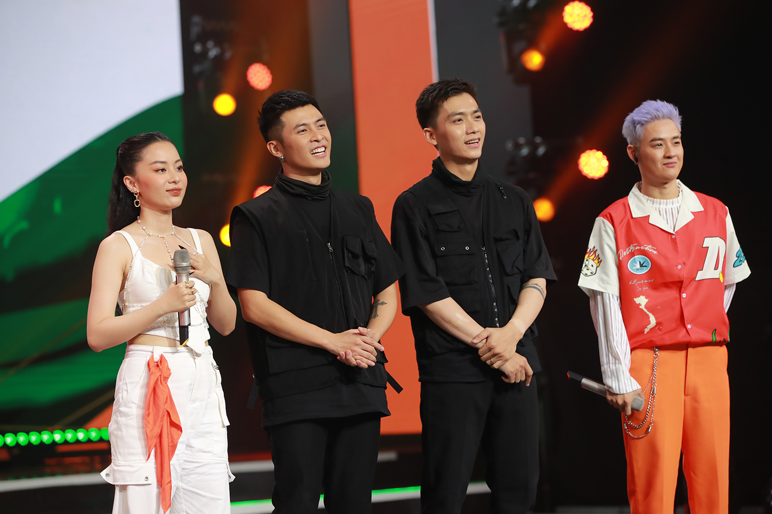 Minh Hằng dành nhiều lời khen cho TiTi ở Sàn đấu vũ đạo - Ảnh 7.