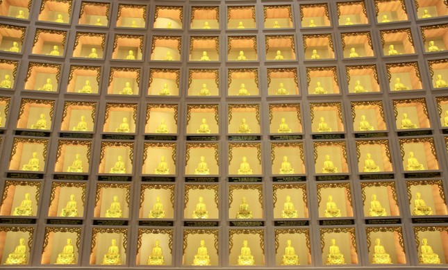 Đến Linh Phong tự, chiêm ngưỡng tượng Phật ngồi khổng lồ - Ảnh 4.