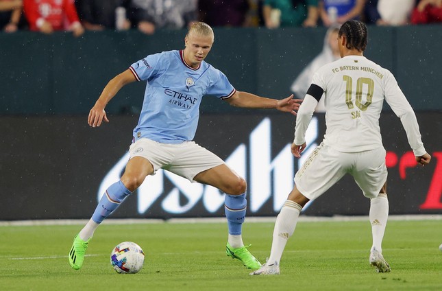  Haaland tỏa sáng, Man City thắng Bayern trong trận đấu kỳ lạ  - Ảnh 1.