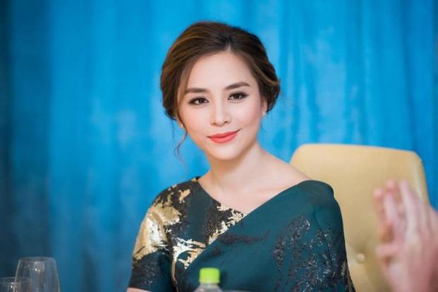  Mãn nhãn với căn nhà duy nhất mà Á hậu doanh nhân nghìn tỉ lỡ khoe suốt một thập kỷ ở ẩn - Ảnh 3.