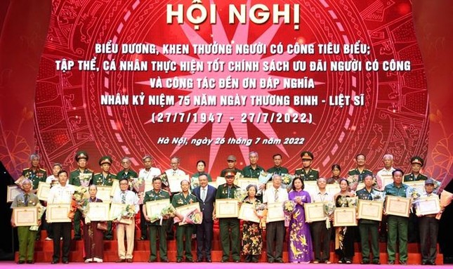 Chủ tịch Hà Nội Trần Sỹ Thanh: Sống, lao động, học tập xứng đáng với hy sinh của các bậc tiền bối - Ảnh 4.