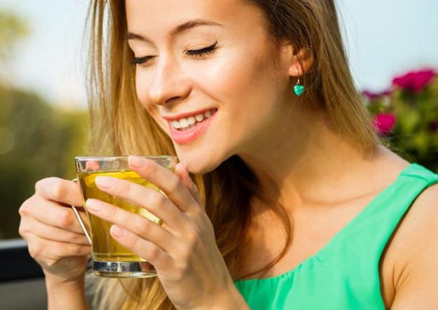 7 tác dụng phụ nguy hiểm khi uống quá nhiều trà xanh - Ảnh 2.