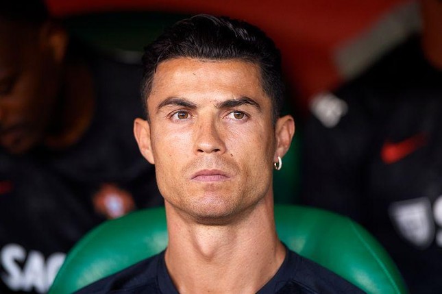 Sếp lớn Atletico Madrid nói lời cuối về thương vụ Ronaldo - Ảnh 1.