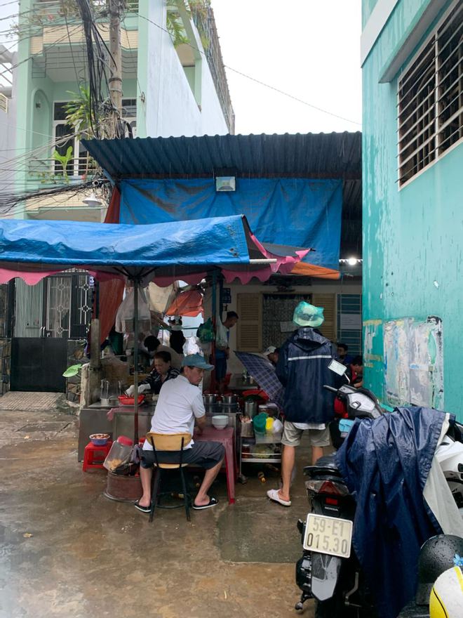  “Bún chửi” cô Huyền nổi tiếng một thời có còn giữ vững “phong độ” ngon như xưa khi đã qua thời hoàng kim? - Ảnh 10.