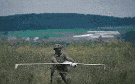 Chuyên gia Nga: Có cần trang bị cho mỗi người lính 1 UAV hay không?
