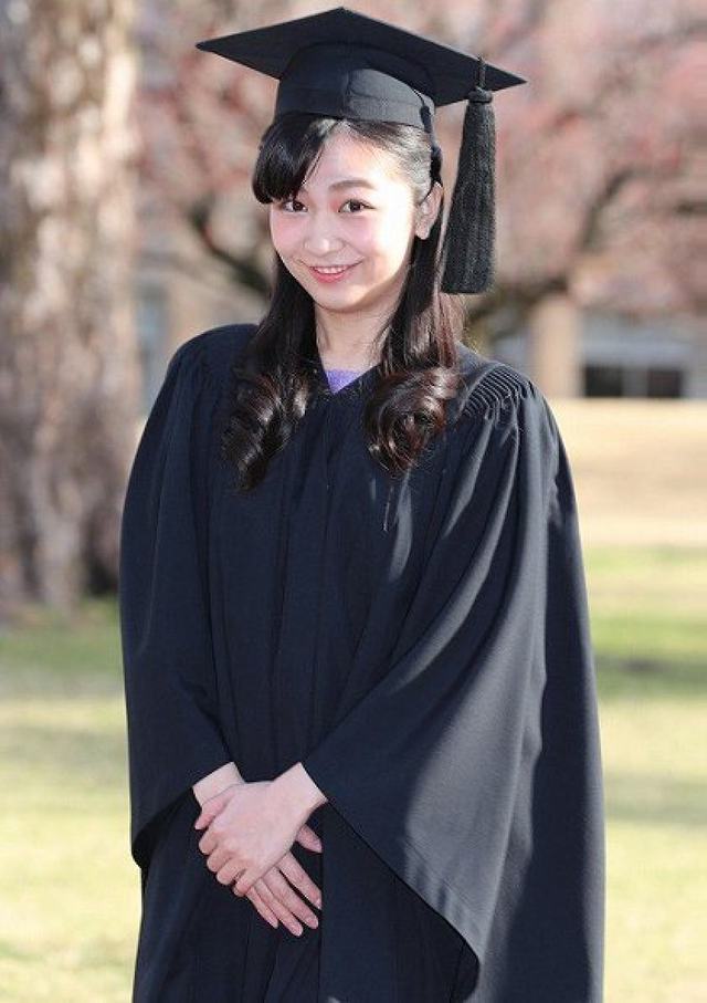 Em gái tài sắc của cựu công chúa Mako: Xinh đẹp, có năng khiếu nghệ thuật, là biểu tượng hy vọng của người dân Nhật Bản - Ảnh 6.