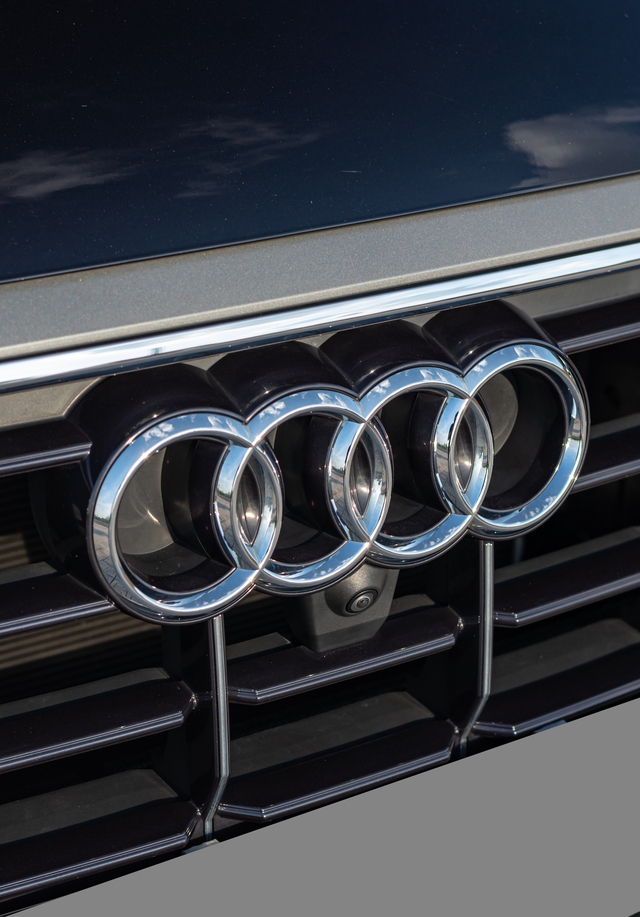 Mỗi tháng chạy 1.000km, chủ nhân Audi Q8 bán xe sau nửa năm với giá rẻ hơn 300 triệu - Ảnh 9.