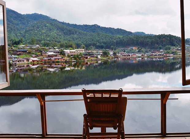 Vẻ đẹp thơ mộng đến nao lòng của cổ trấn tại Mae Hong Son, thiên đường ẩn mình xứ chùa Vàng - Ảnh 9.