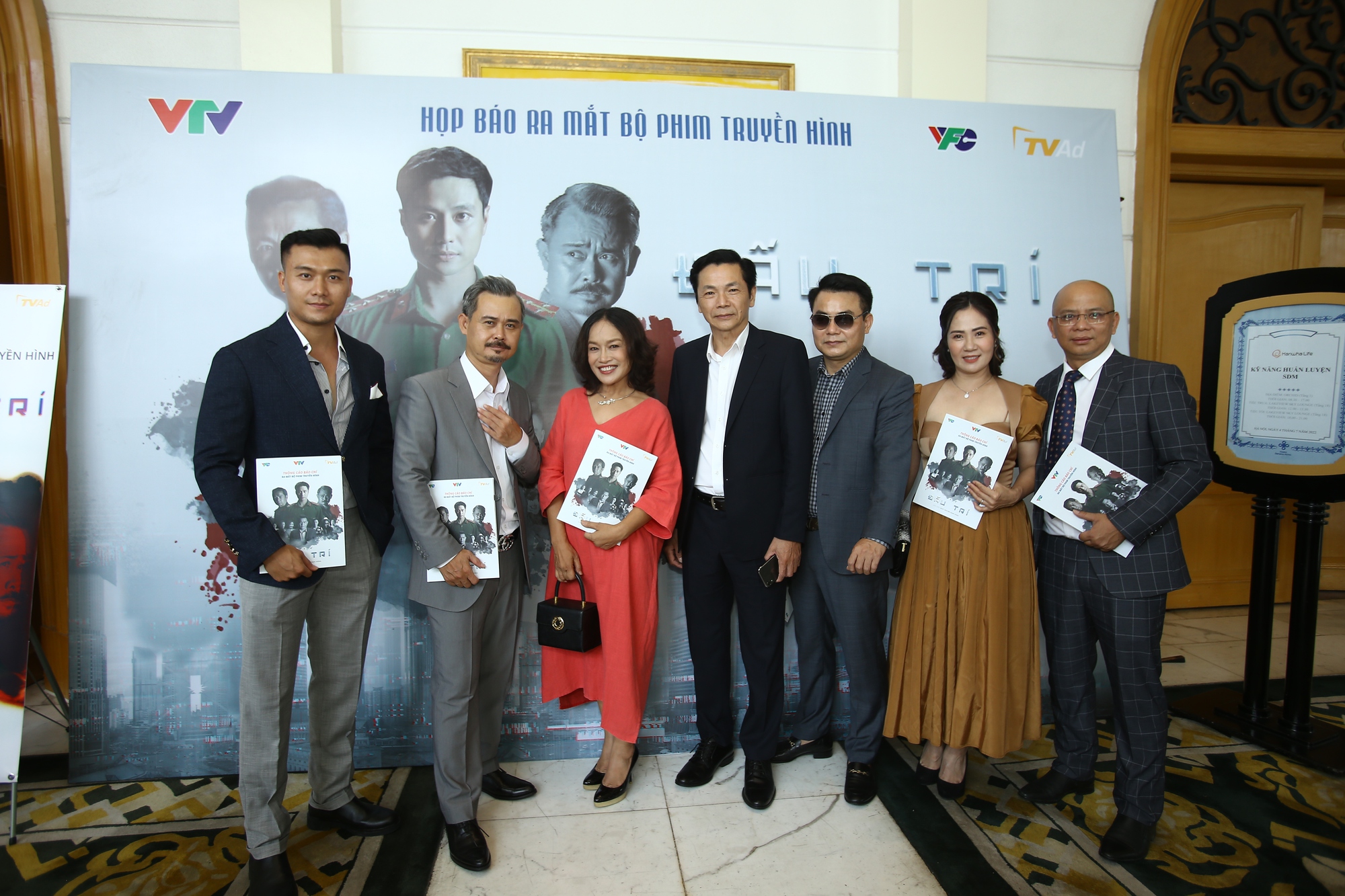 Diễn viên Anh Tuấn: Bàn gì thì bàn, vợ tôi vẫn quyết theo ý vợ tôi - Ảnh 5. Diễn viên Anh Tuấn: Bàn gì thì bàn, vợ tôi vẫn quyết theo ý vợ tôi - Ảnh 5.