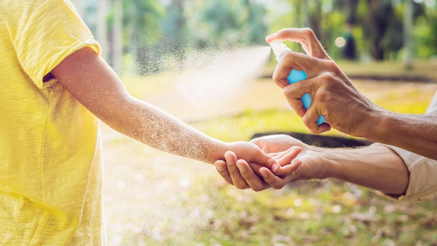 Việt Nam đã có vắc xin phòng ngừa bệnh sốt xuất huyết chưa? - Ảnh 5. Việt Nam đã có vắc xin phòng ngừa bệnh sốt xuất huyết chưa? - Ảnh 5.