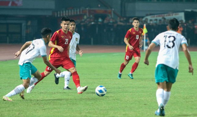 Báo Indonesia: ‘Indonesia đang đẩy U19 Việt Nam vào thế khó’ - Ảnh 1.