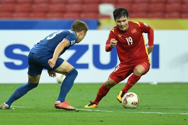 Quang Hải khó dự AFF Cup 2022, HLV Park Hang-seo gặp khó - Ảnh 1. Quang Hải khó dự AFF Cup 2022, HLV Park Hang-seo gặp khó - Ảnh 1.