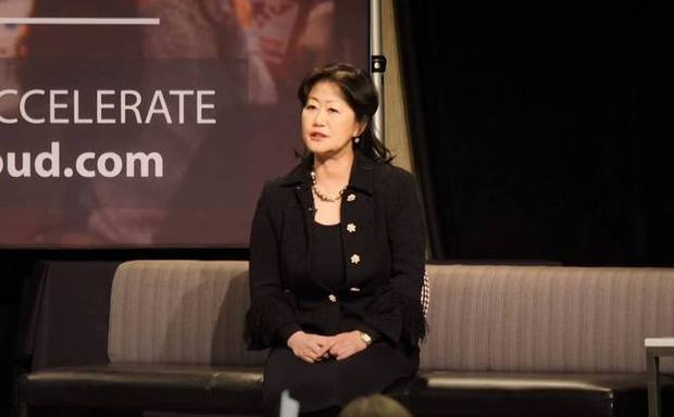 Thai Lee - nữ tỷ phú tự thân giàu thứ 6 nước Mỹ: Hãy đặt mục tiêu cho mỗi 10 năm cuộc đời, tập trung học khi 20, lập nghiệp tuổi 30 và có gia đình tuổi 40 - Ảnh 4. Thai Lee - nữ tỷ phú tự thân giàu thứ 6 nước Mỹ: Hãy đặt mục tiêu cho mỗi 10 năm cuộc đời, tập trung học khi 20, lập nghiệp tuổi 30 và có gia đình tuổi 40 - Ảnh 4.