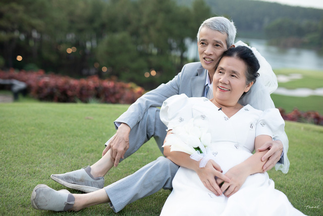 Cuộc sống tươi đẹp: Ngắm bộ ảnh cưới tình bể tình của cặp đôi ông bà khắc khẩu - Ảnh 8.