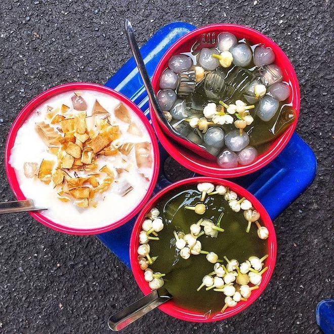 Đủ các món thạch đa dạng bán khắp các con phố Hà Nội, cứ hè đến là trở thành món ăn không thể thiếu - Ảnh 4.