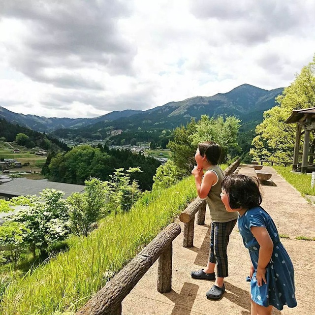 Rời bỏ thành thị náo nhiệt, nữ tiếp viên hàng không về quê, sống đơn giản bên khu vườn nhỏ và cánh đồng cùng chồng con - Ảnh 5.