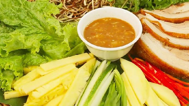 Món ngon khi đi du lịch (2): Đến Đà Nẵng không ăn những món vừa ngon vừa rẻ này chưa phải là người biết đi du lịch - Ảnh 8.