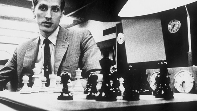 Bobby Fischer: Kẻ lập dị, một mình thi đấu cờ vua với 50 đối thủ cùng lúc - Ảnh 9.