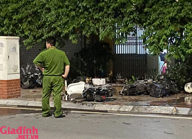 Hải Phòng: Hình ảnh xe điên gây tai nạn liên hoàn trên phố đi bộ Tam Bạc - Ảnh 2.