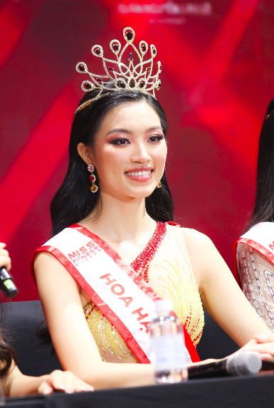 Ứng xử gây thất vọng của Top 5 Hoa hậu thể thao, lạc đề vẫn trở thành Á hậu - Ảnh 6.